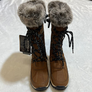 Bearpaw Boots Womens 5 *