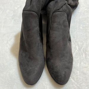 Boots Womens 9 *