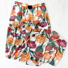 Load image into Gallery viewer, Fashion Nova Long Skirt Size Small B402
