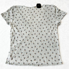 Load image into Gallery viewer, American Eagle T-Shirt Size Small *
