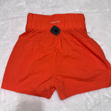 Load image into Gallery viewer, Fabletics Athletic Shorts Size Small B432
