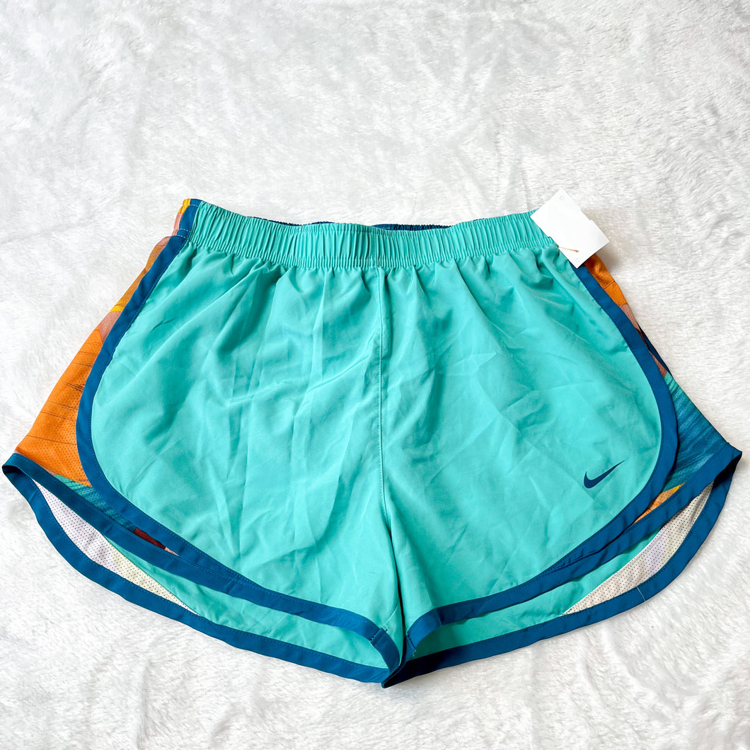 Nike Dri Fit Athletic Shorts Size Medium *