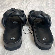 Load image into Gallery viewer, H&amp;M Accessories Sandals Womens 7 *
