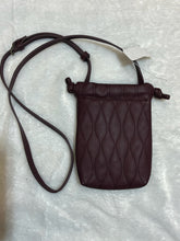 Load image into Gallery viewer, Universal Thread Purse *
