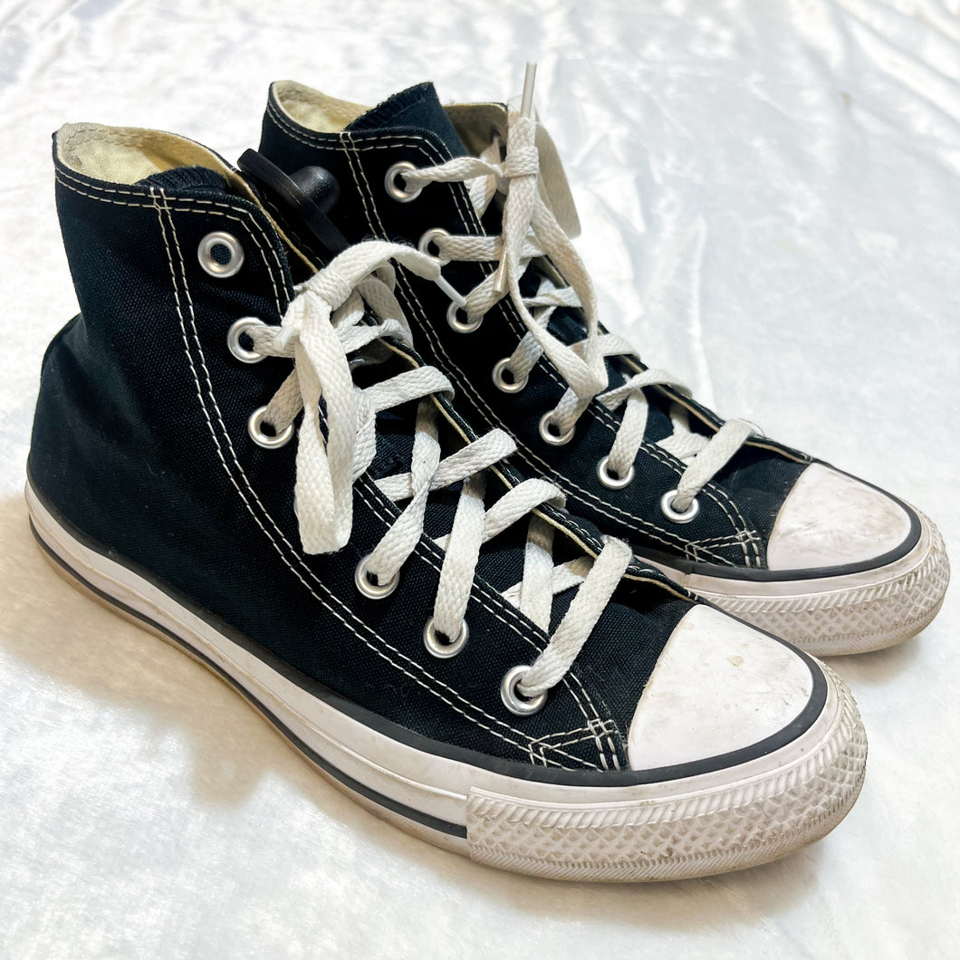 Converse Casual Shoes Womens 7 *