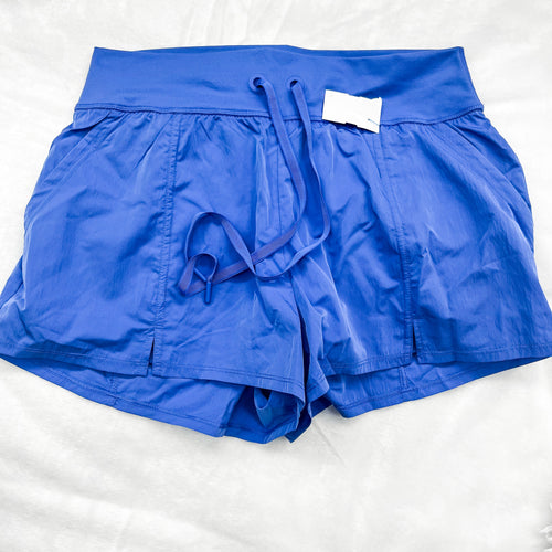 Offline Athletic Shorts Size Large * - Plato's Closet Bridgeville, PA