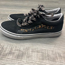 Load image into Gallery viewer, Van&#39;s Shoes Casual Shoes Womens 7 * - Plato&#39;s Closet Bridgeville, PA
