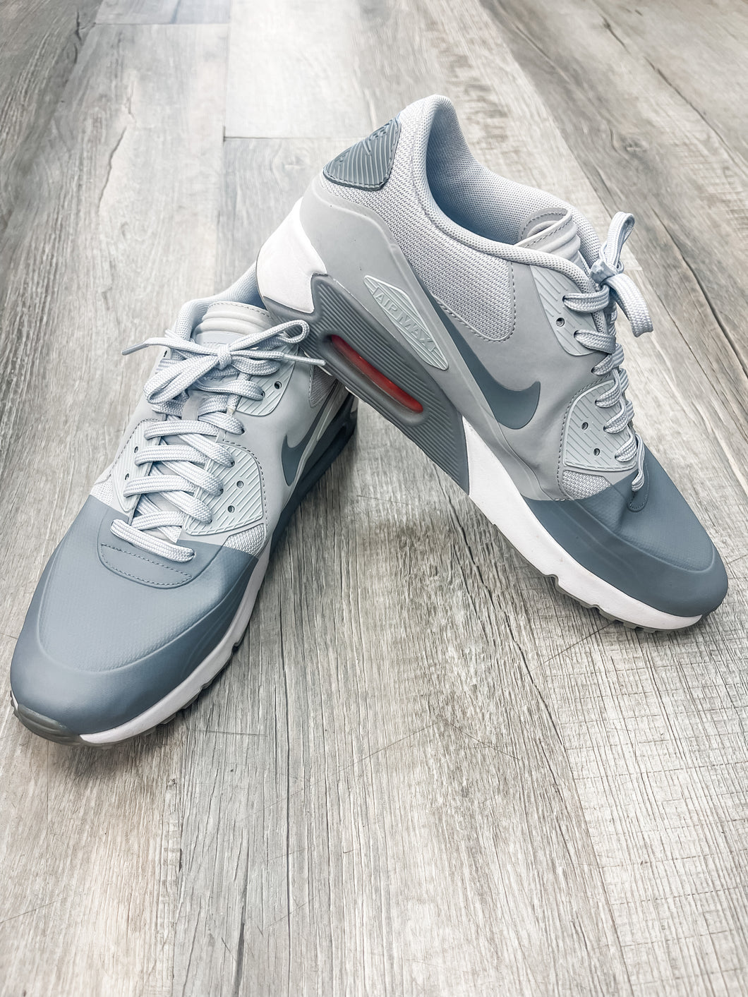 Nike Men’s Athletic Shoes Size 10.5 * - Plato's Closet Bridgeville, PA