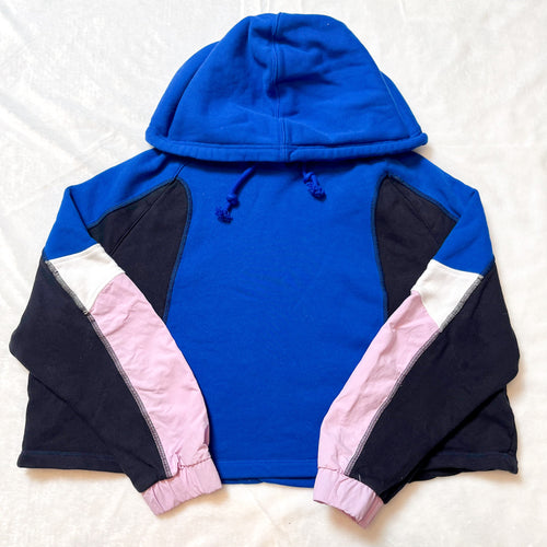 Adidas Sweatshirt Size Small * - Plato's Closet Bridgeville, PA